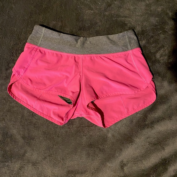 Pink Lululemon Speed Short (size 4) - Picture 2 of 4